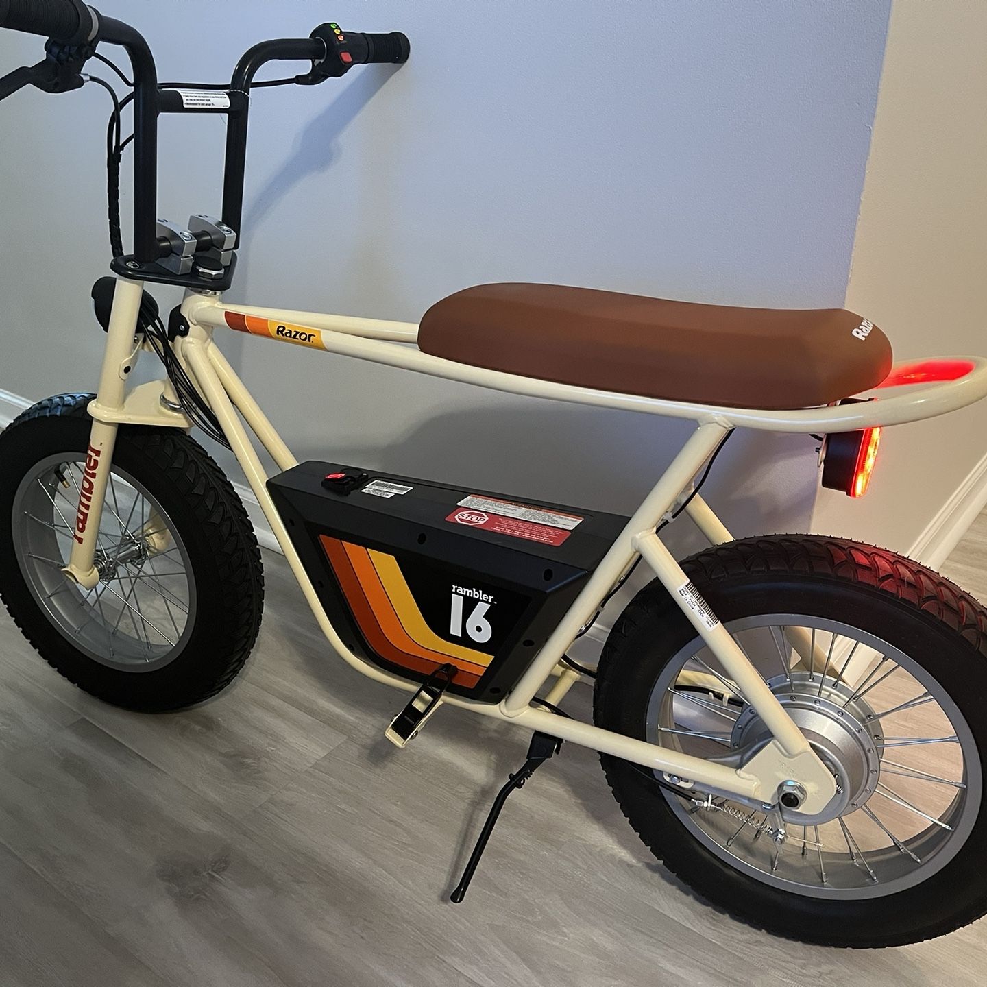 Razor Rambler 16 available at Misfit Bikes